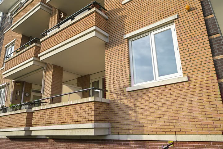 Foto 5 van Floris Arntzeniusplein 102