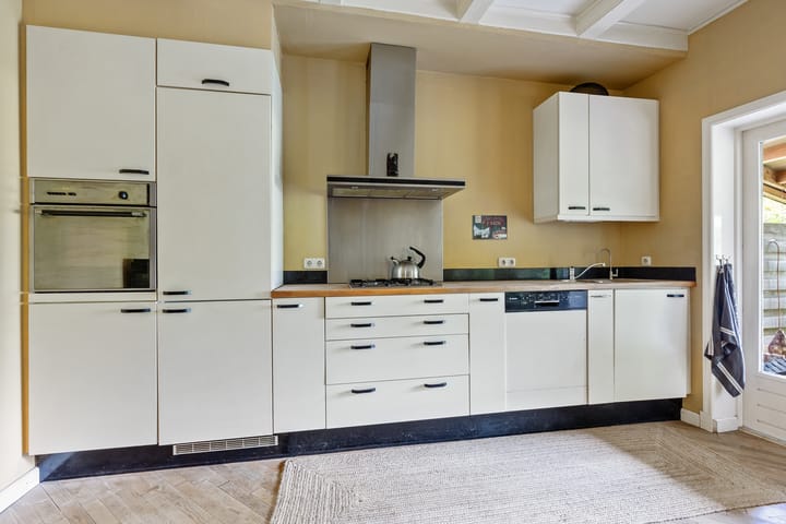 Foto 15 van Voorstraat 25