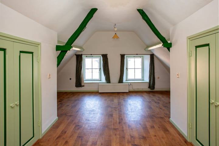 Photo 28 of Hoofdstraat 59