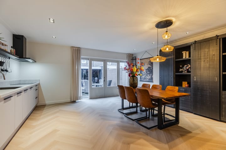 Foto 12 van Hilbersplein 4