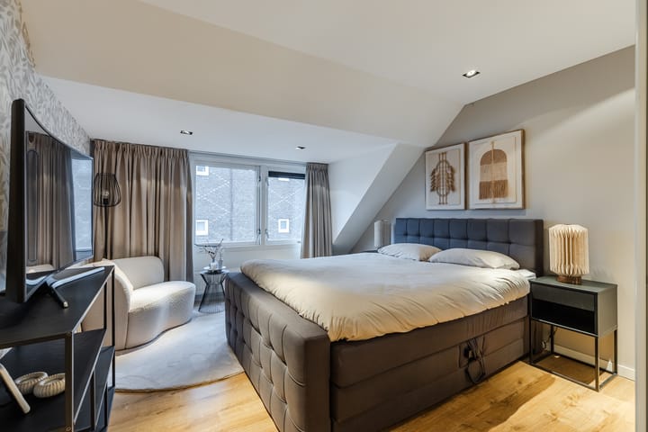 Foto 28 van Hilbersplein 4