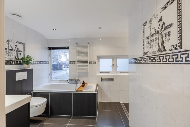 Foto 32 van Hilbersplein 4