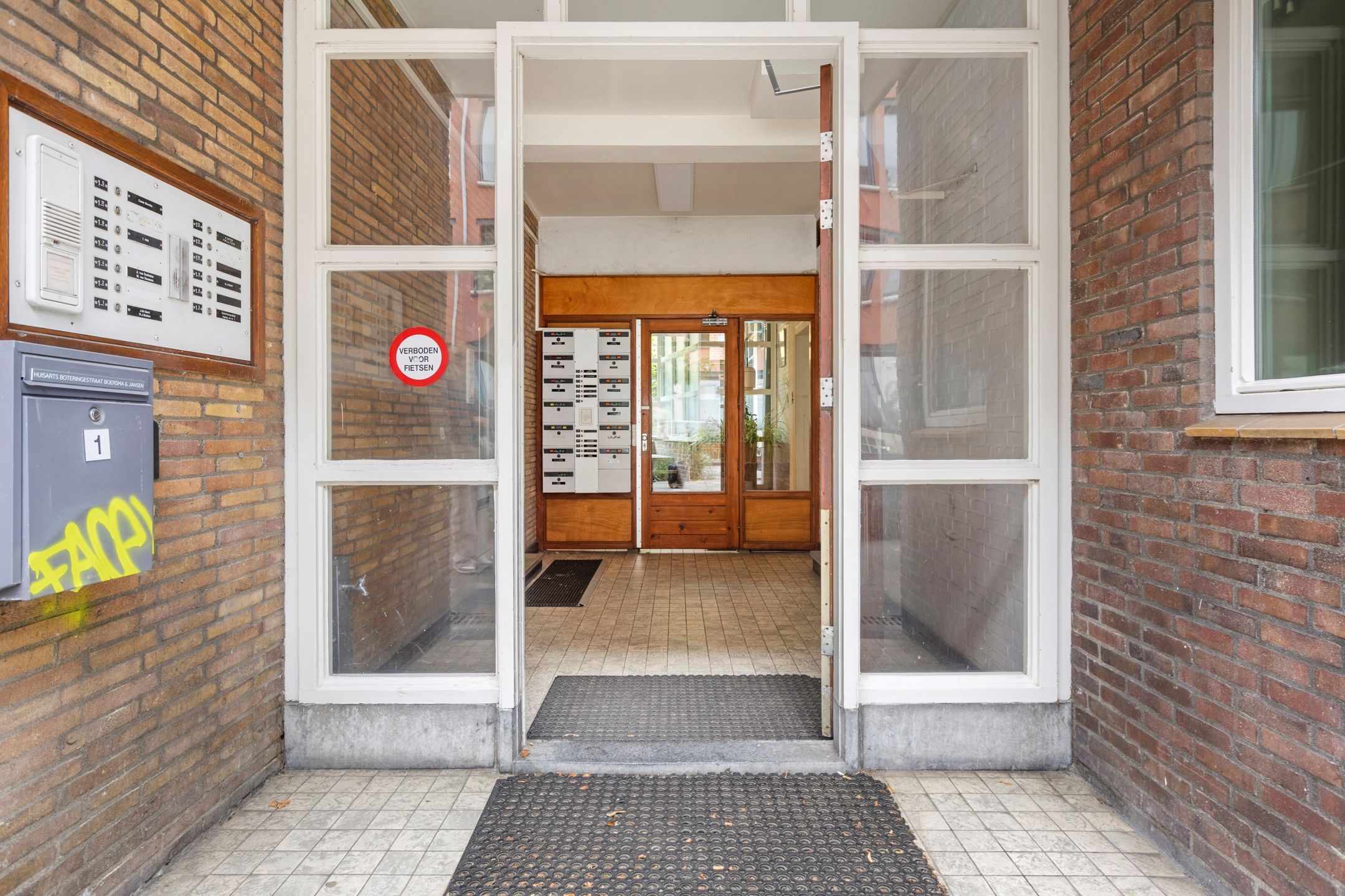 Foto 6 van Nieuwe Boteringestraat 1-1