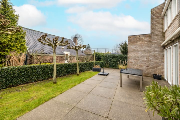 Foto 37 van Menno ter Braakstraat 2