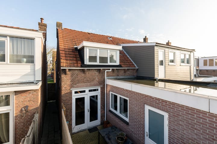 Foto 2 van Ernst Casimirstraat 10