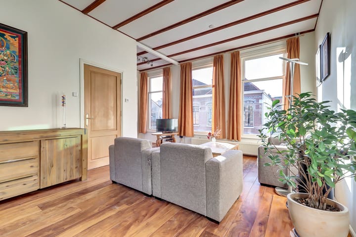 Foto 16 van Annastraat 26