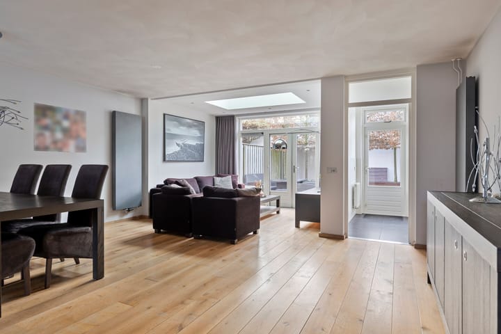 Photo 2 of Castaert 55