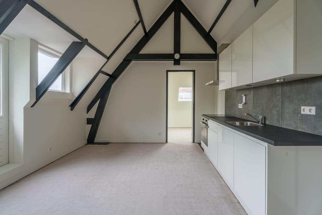 Photo 2 of Rijnsburgerweg 72-B