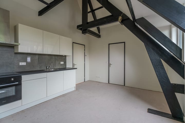 Foto 6 van Rijnsburgerweg 72-B