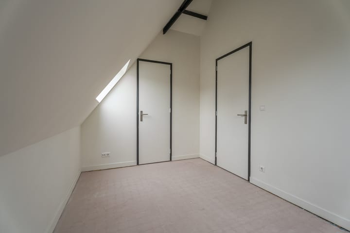 Foto 8 van Rijnsburgerweg 72-B