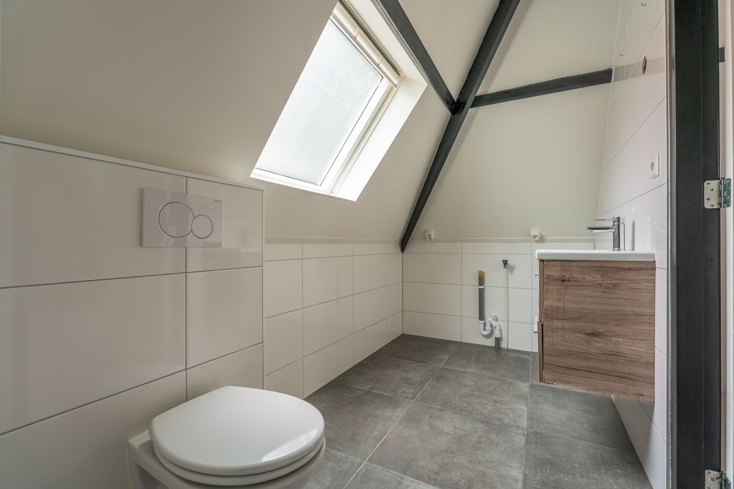 Photo 10 of Rijnsburgerweg 72-B