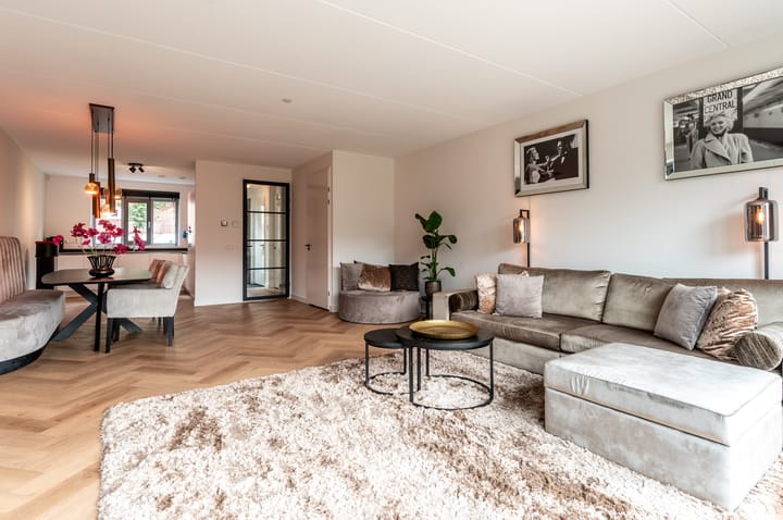 Photo 3 of Willem van Ariestraat 12