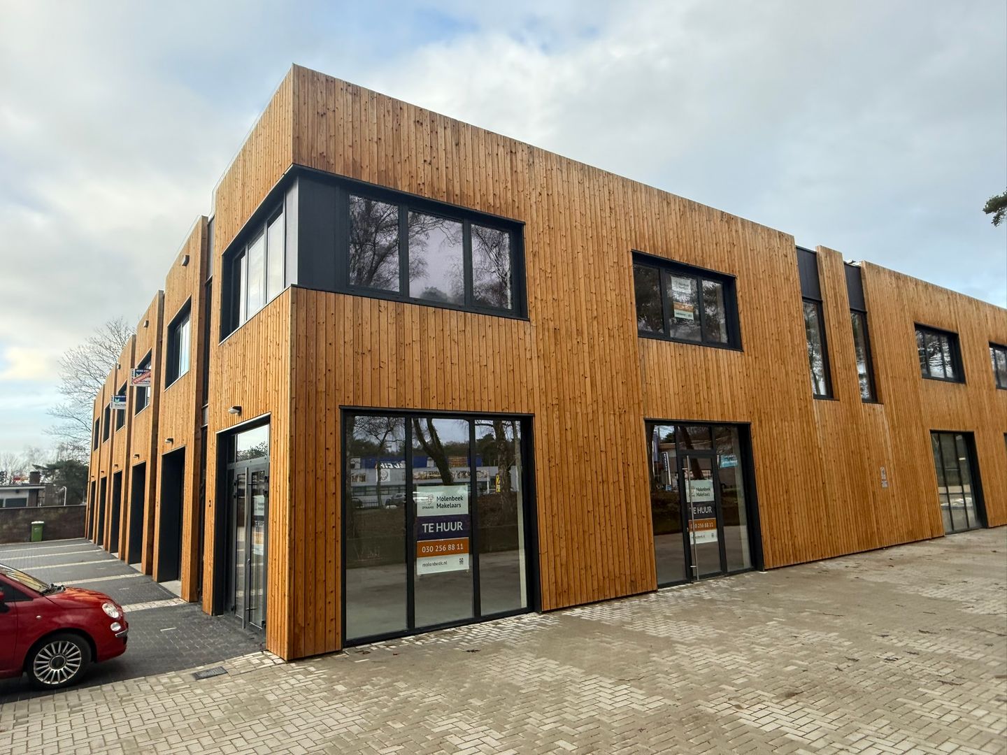 Bekijk foto 1 van Dijnselburgerlaan 3-B1