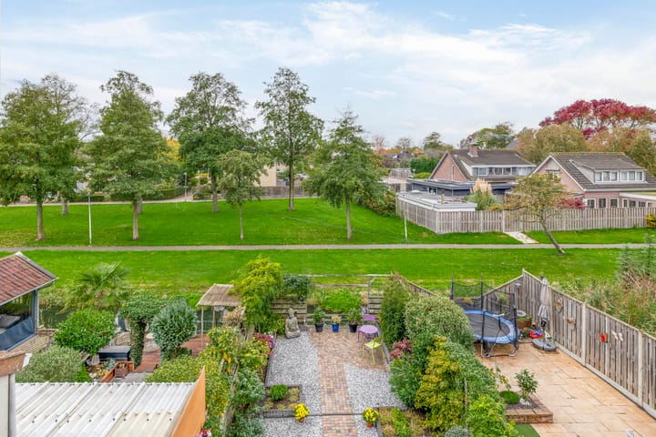 Foto 44 van Irenestraat 10