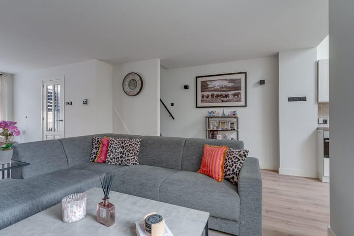 Foto 12 van Brugweg 3