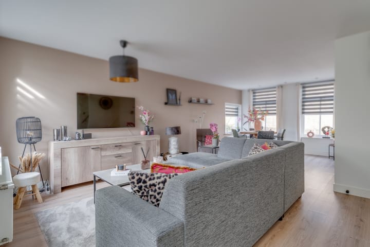 Foto 10 van Brugweg 3