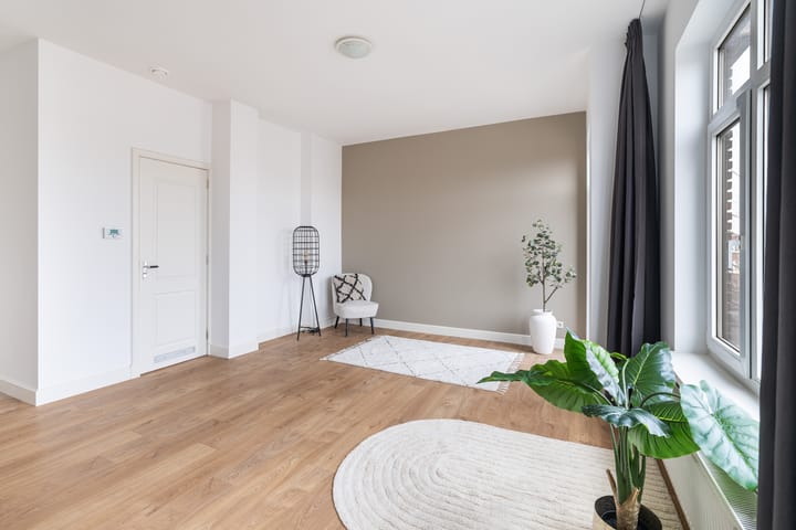 Photo 5 of Harderwijkstraat 215