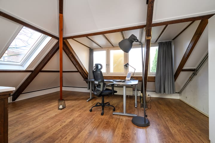 Foto 41 van Larenseweg 133