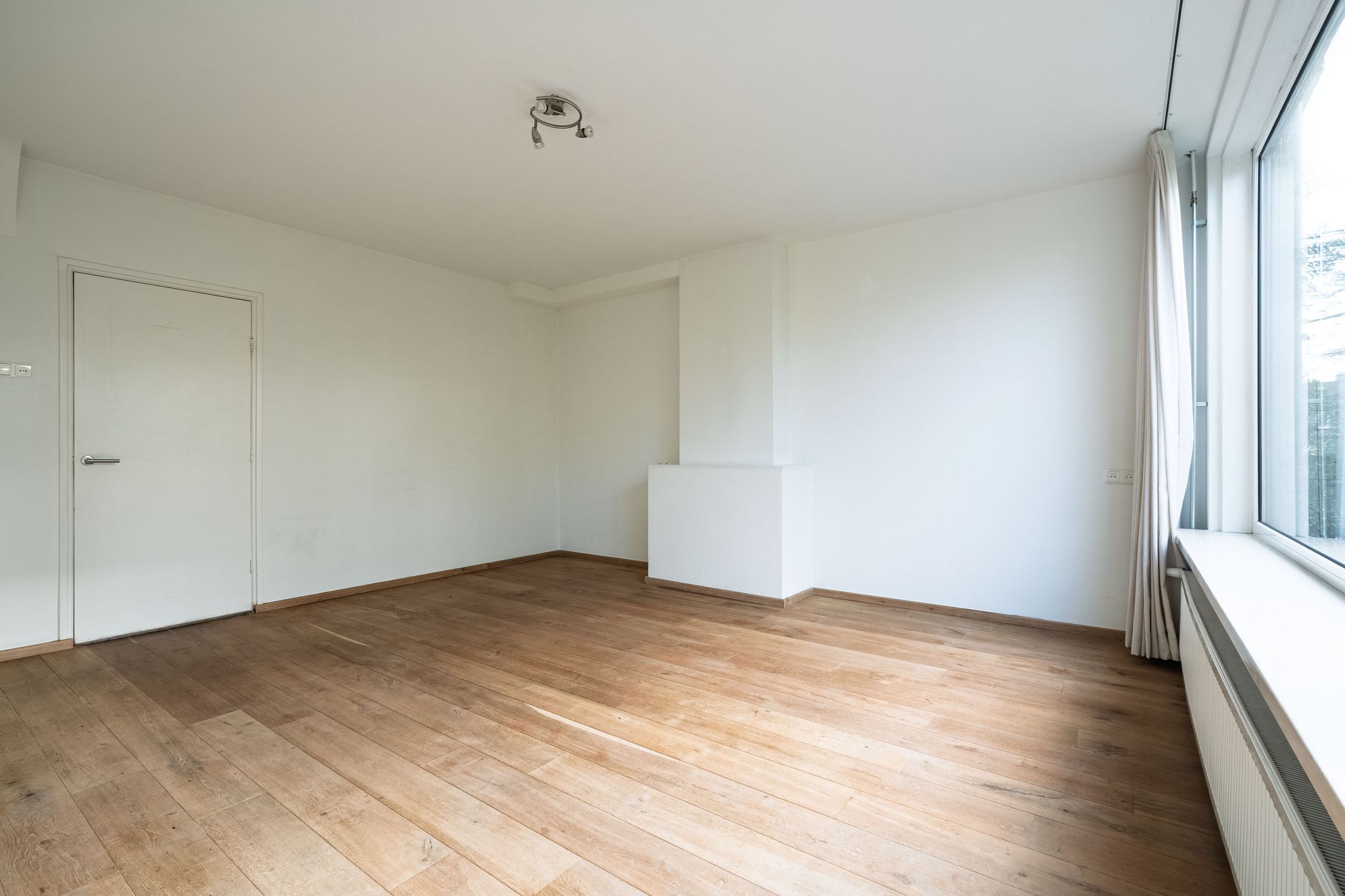 Foto 9 van Van 't Hoffstraat 51