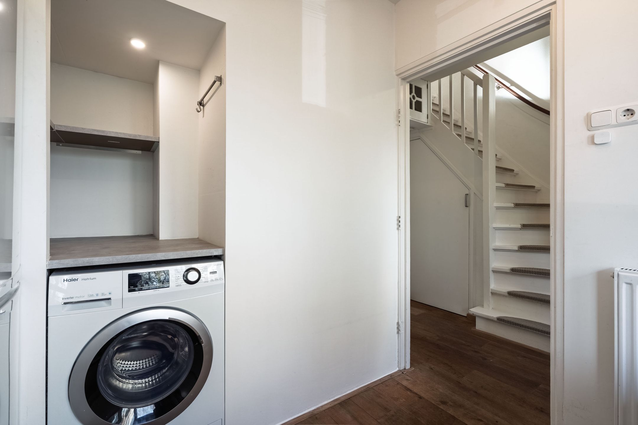 Foto 12 van Van 't Hoffstraat 51