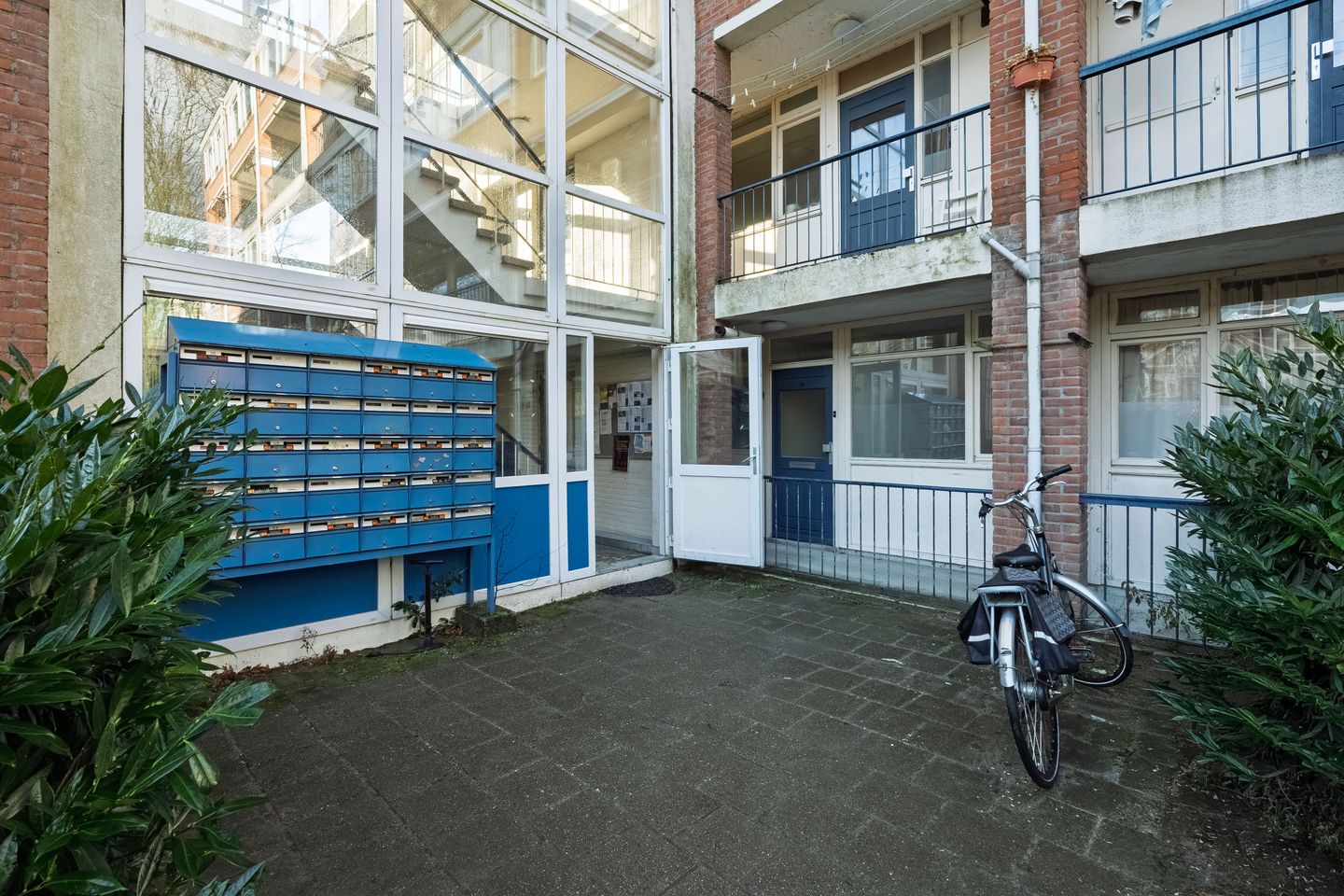 Foto 25 van Van 't Hoffstraat 51