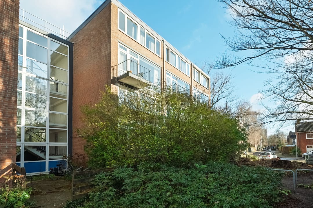 Foto 26 van Van 't Hoffstraat 51