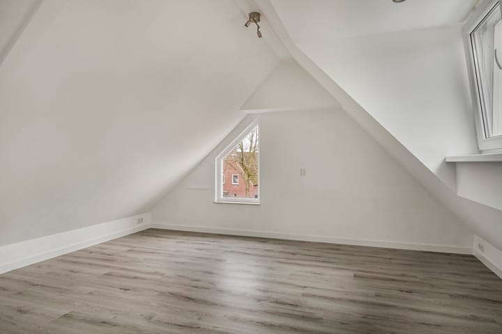 Foto 21 van Van Kemenadelaan 4