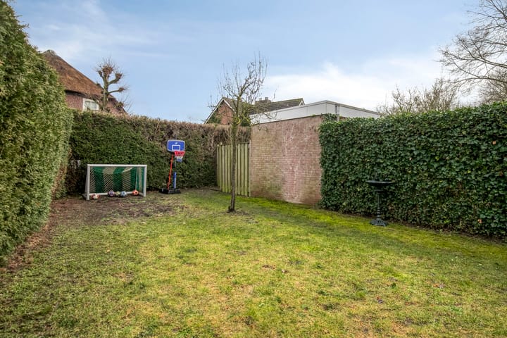 Foto 25 van Van Kemenadelaan 4