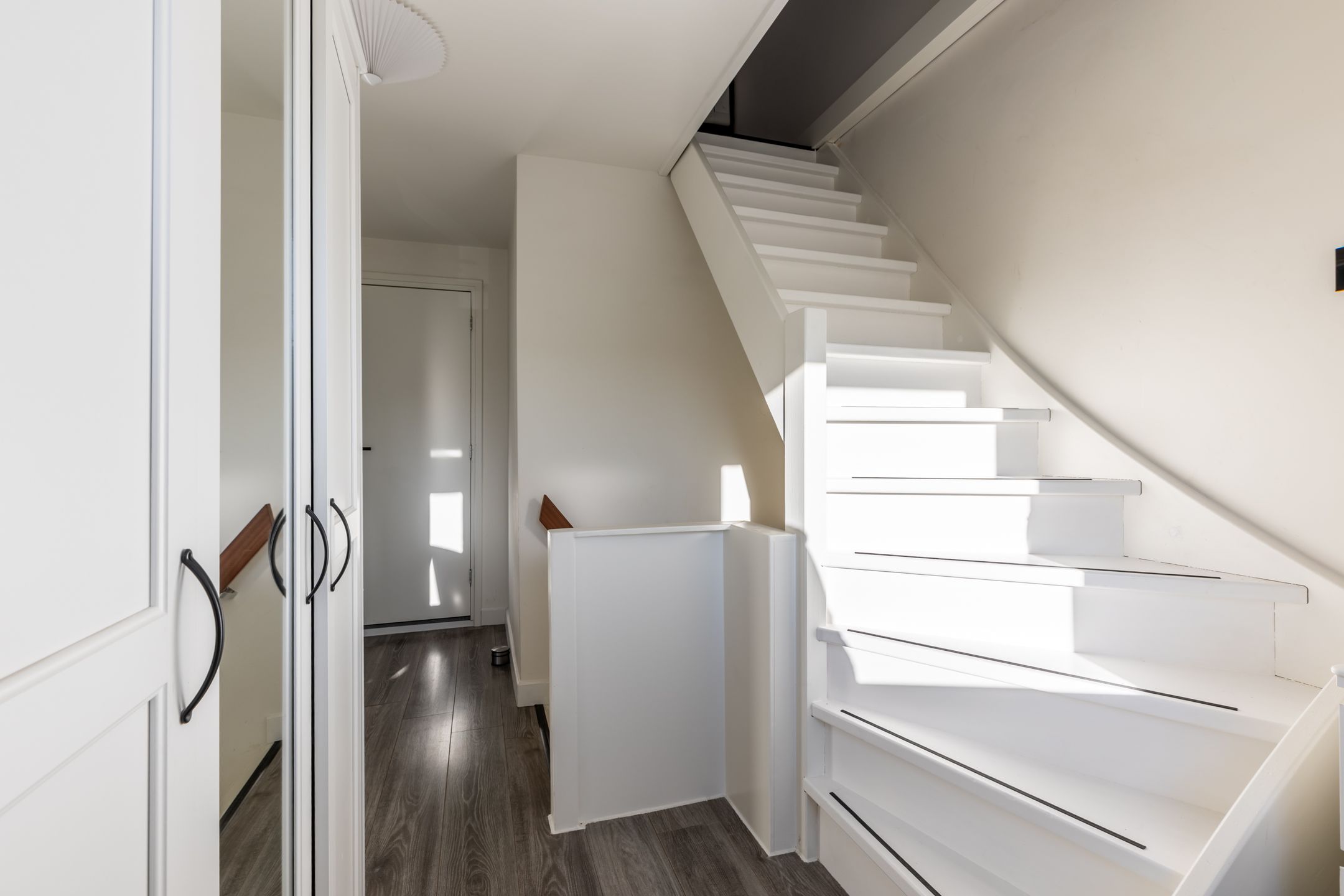 Foto 21 van Alexander Verhuellstraat 99