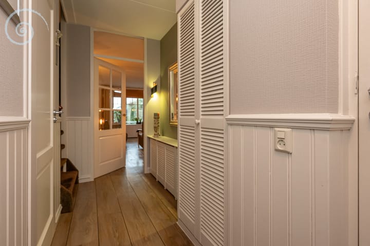 Photo 4 of Prins Constantijnstraat 57