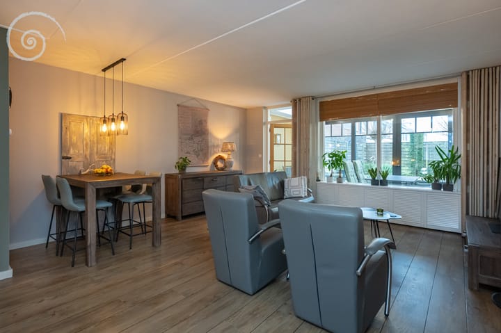 Foto 13 van Prins Constantijnstraat 57