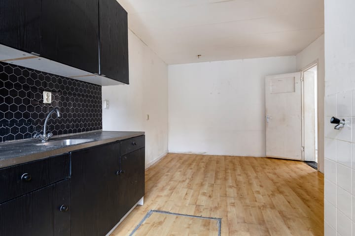 Foto 12 van Voltastraat 4-A