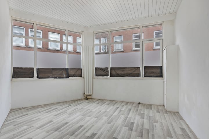 Foto 14 van Voltastraat 4-A