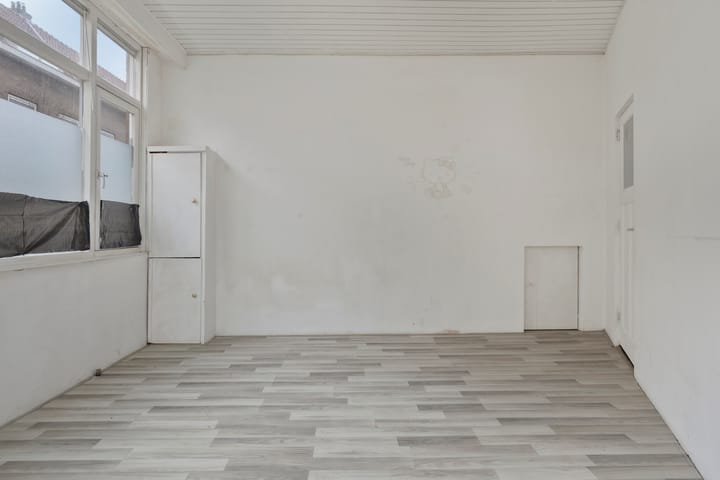 Foto 15 van Voltastraat 4-A