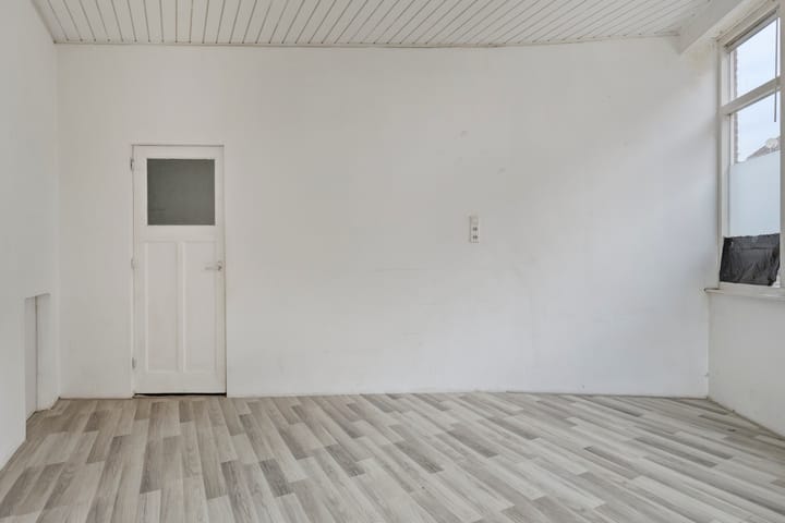 Foto 16 van Voltastraat 4-A