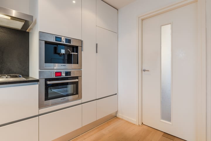 Foto 16 van Cornelis Bloemaertstraat 70