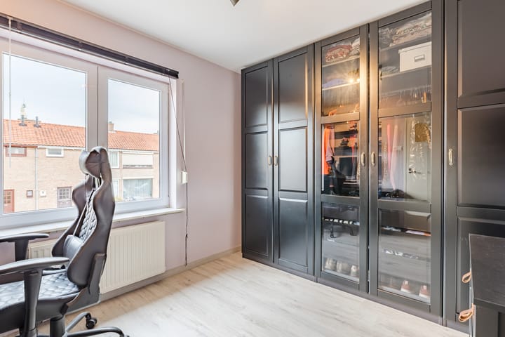 Foto 24 van Cornelis Bloemaertstraat 70