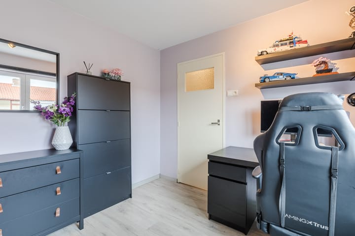 Foto 25 van Cornelis Bloemaertstraat 70