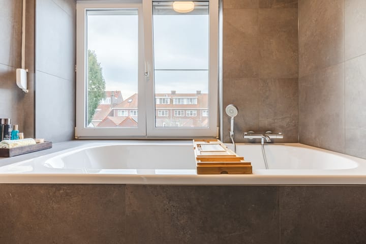 Foto 27 van Cornelis Bloemaertstraat 70