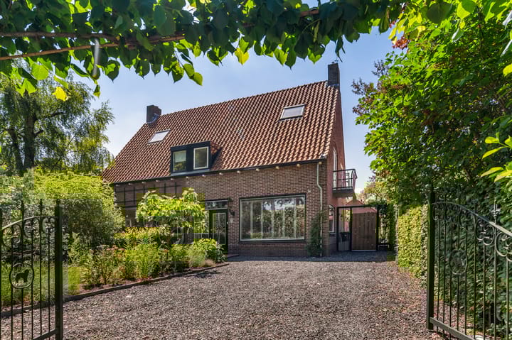 Photo 2 of Kon Wilhelminaweg 76