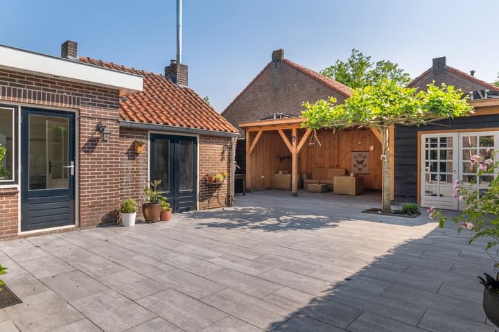 Photo 26 of Kon Wilhelminaweg 76