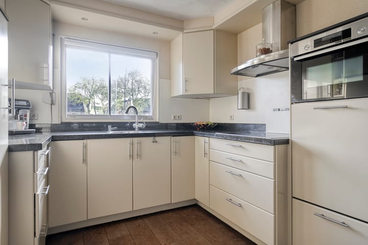 Photo 18 of de Middenloop 37