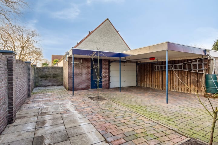 Photo 32 of de Middenloop 37