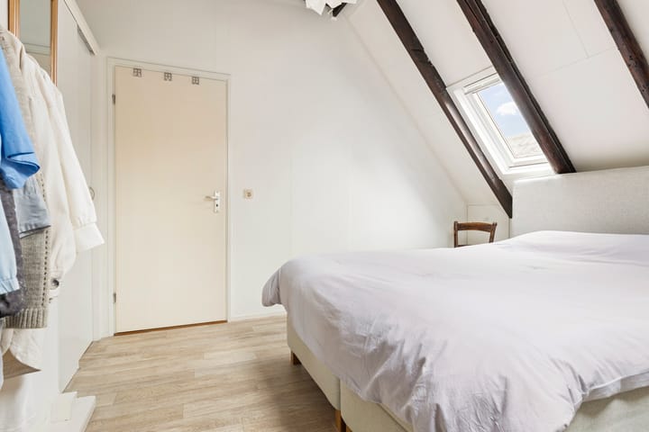 Foto 30 van Helper Oostsingel 67