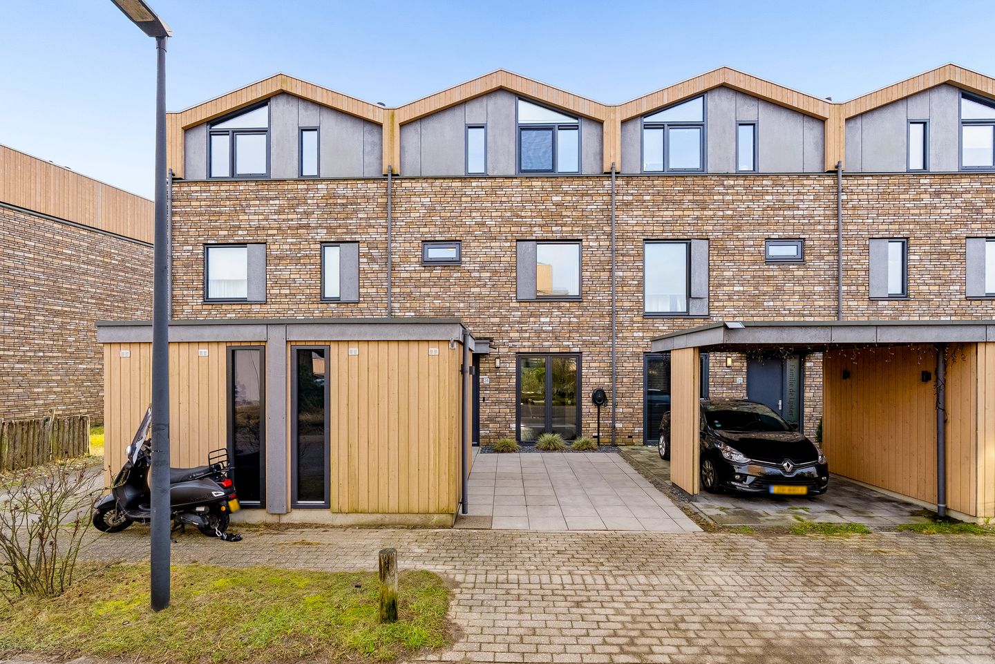 Photo 1 of Duintopstraat 28