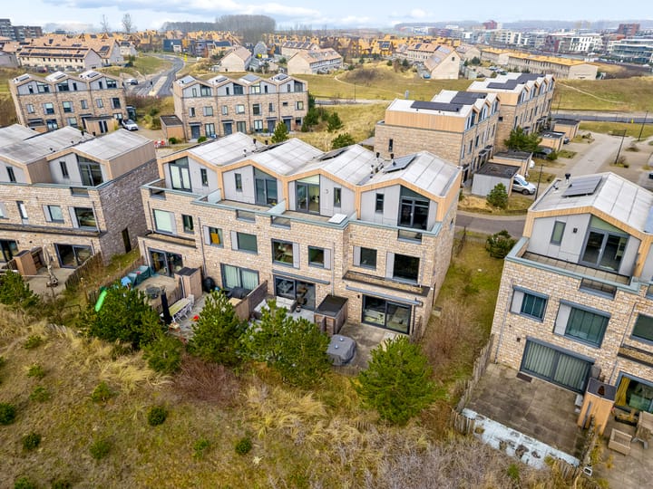 Photo 2 of Duintopstraat 28