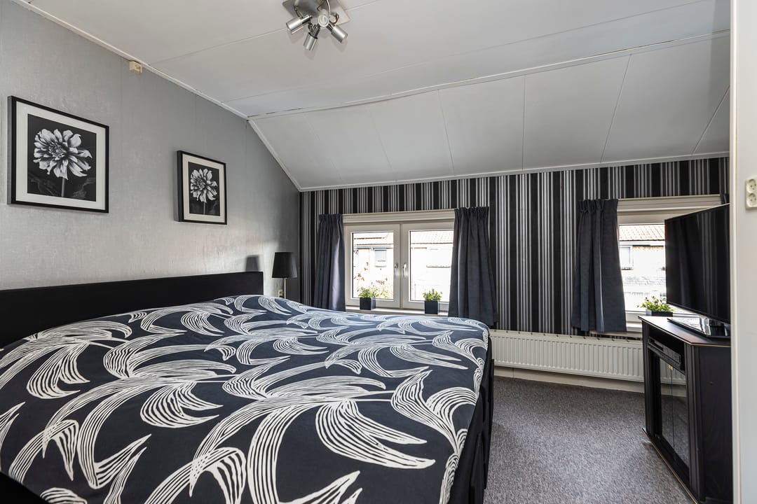 Foto 16 van Eikeboomstraat 14