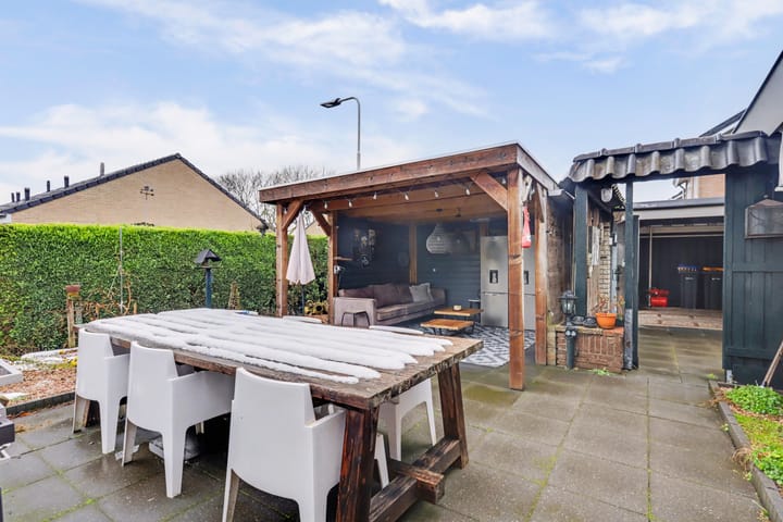 Photo 5 of Gebr Ketteringstraat 8