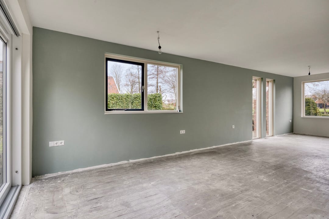 Foto 13 van van Ghernaerstraat 5