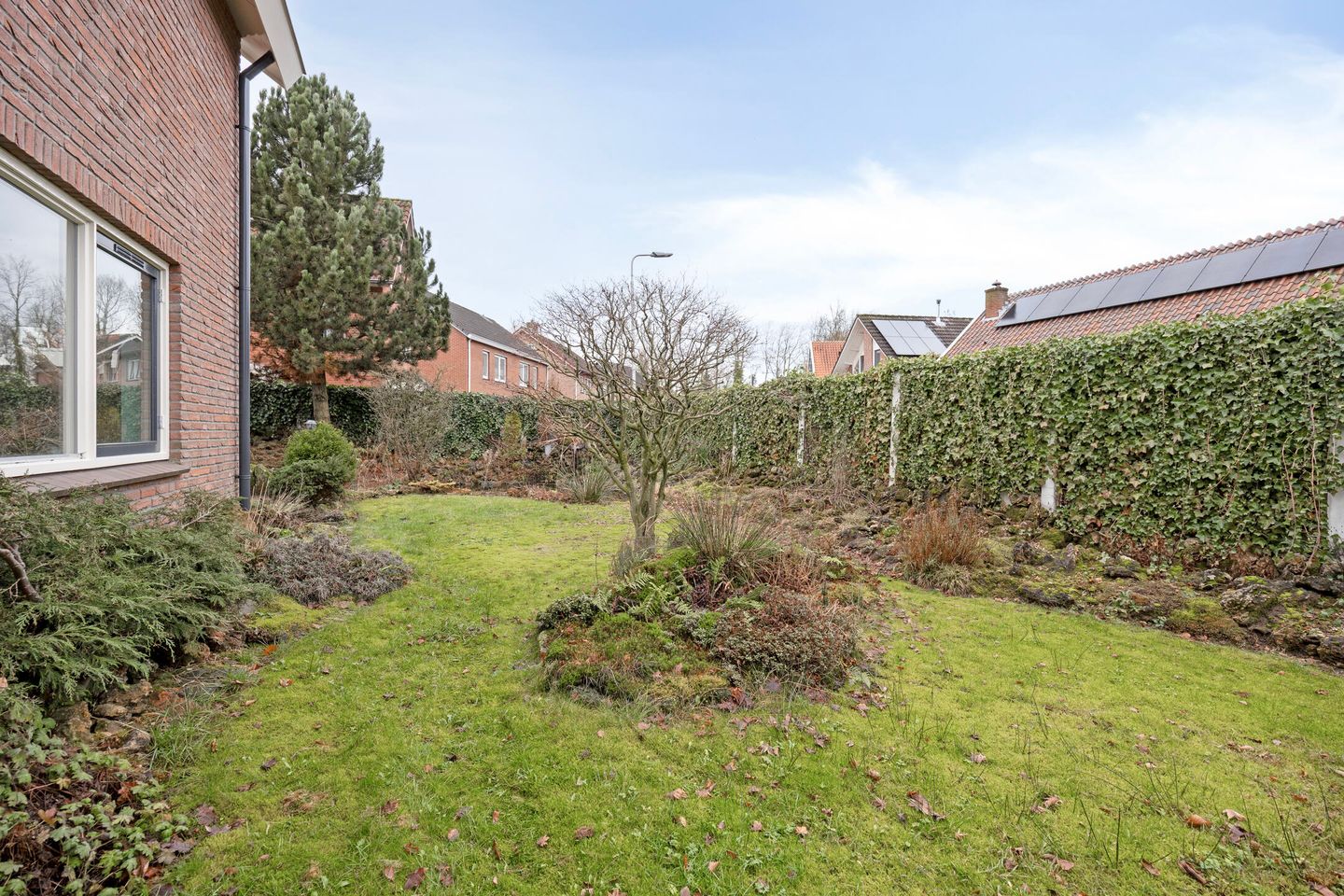 Foto 44 van van Ghernaerstraat 5